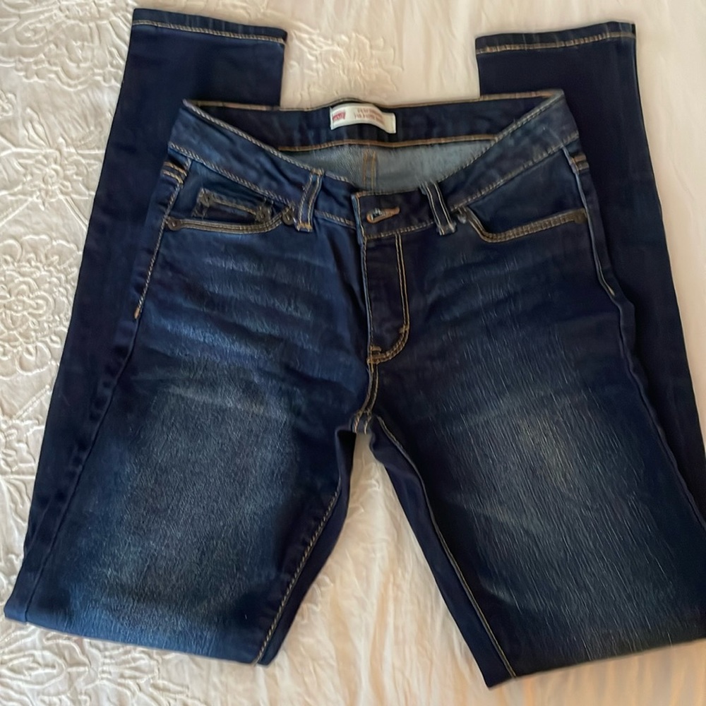 EUC Girls Levi Jeans. Size 12R
